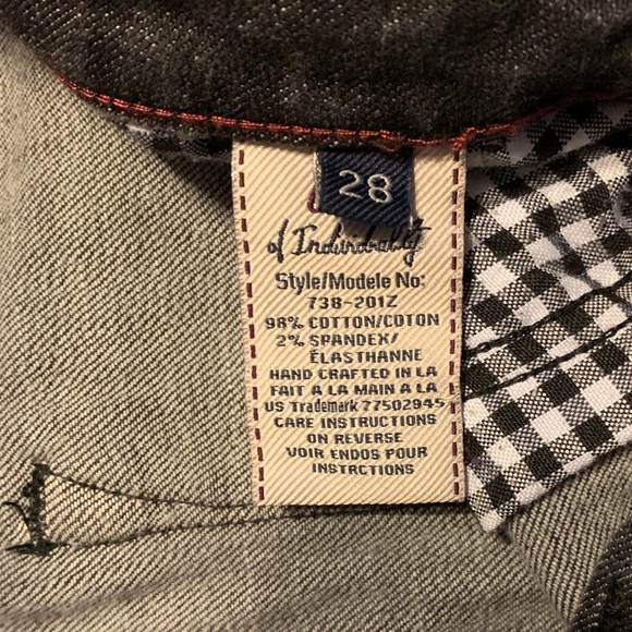 Women’s Cult of Individuality Jeans - Picture 5 of 7